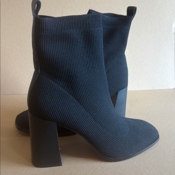 Deltan 'Brooklyn Flyknit Stretch' Block Heel Sock Boots color black w square toe - Picture 2 of 3